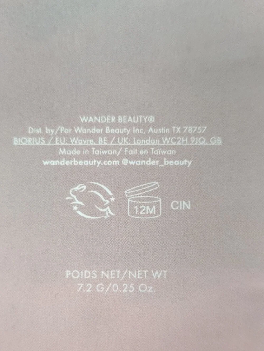 I096 Wander Beauty In The Clouds Eyeshadow Palette